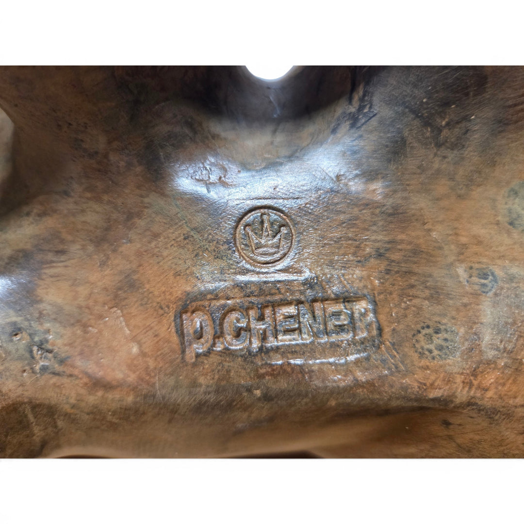 Bronze sculpture of a polar bear sculpture by the Pierre Chenet foundry
