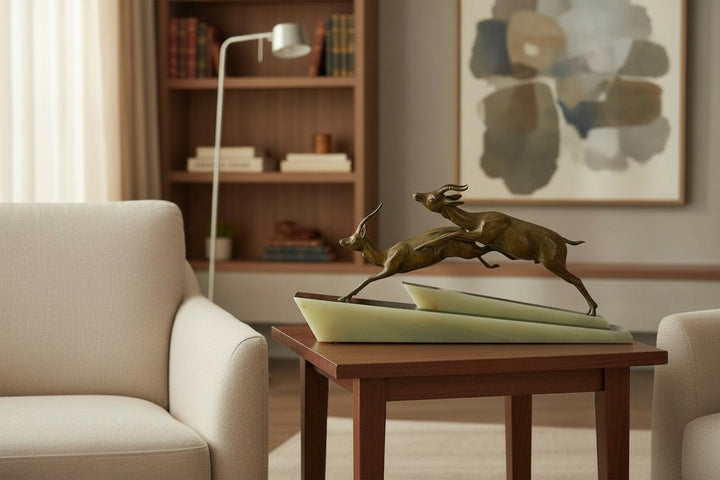 Art Deco beeld van twee springende gazellen door Longfils