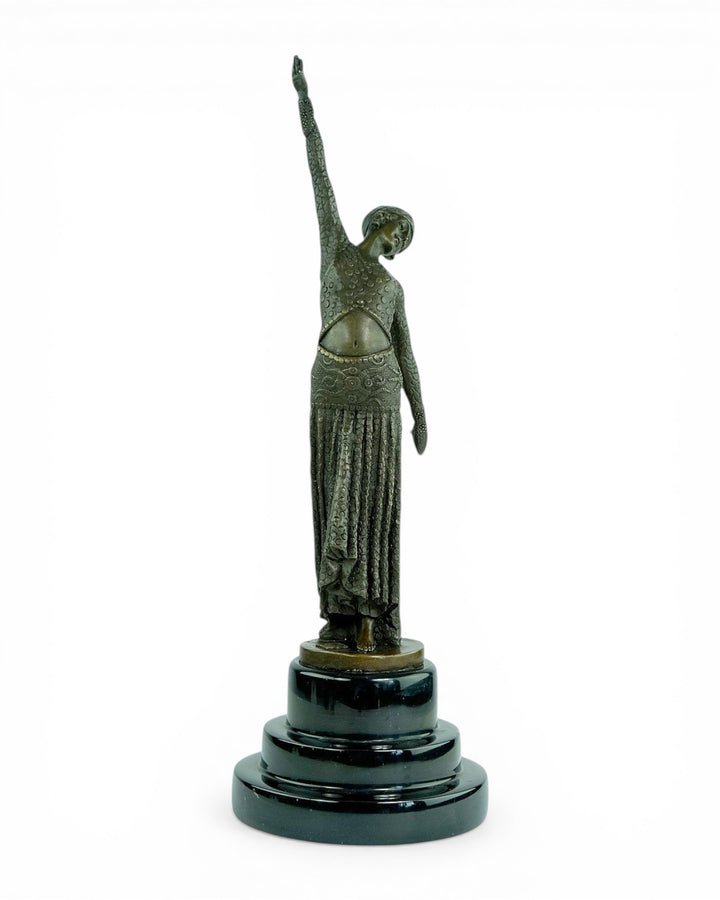 Scultura in bronzo di Mata Hari ispirata a D.H. Chiparus