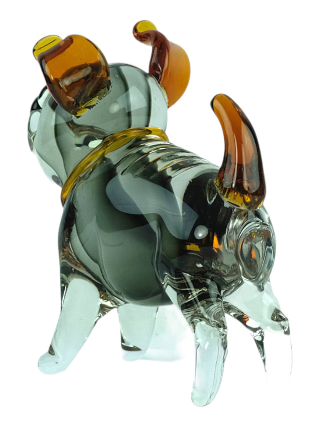 Glazen sculptuur van een staande hond