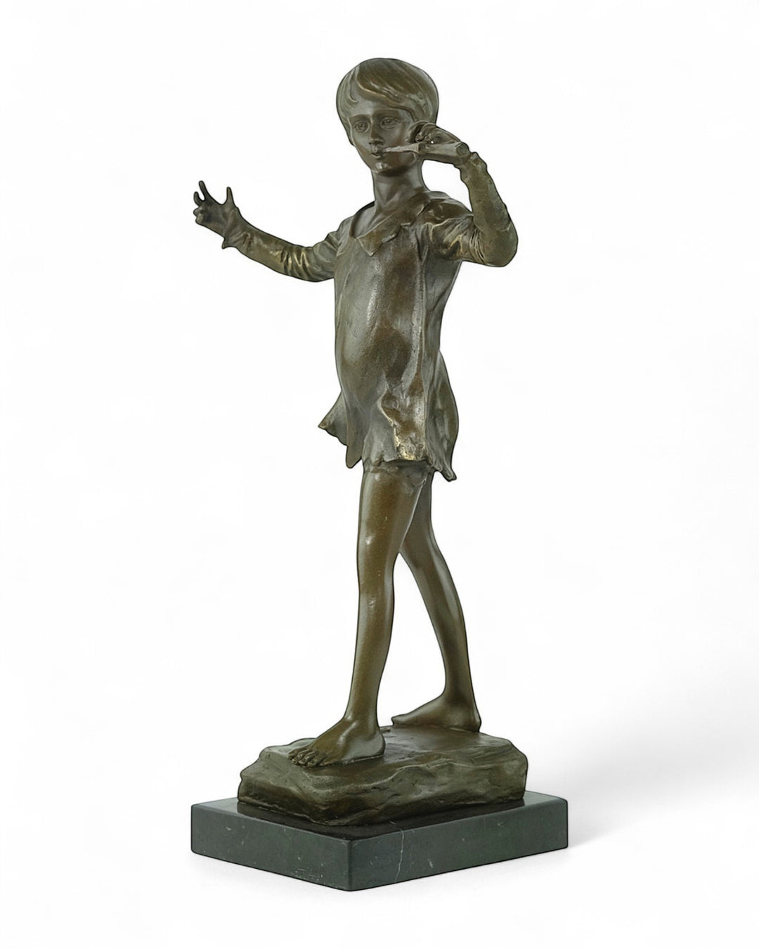 Bronzen beeld van Peter Pan naar Sir George Frampton