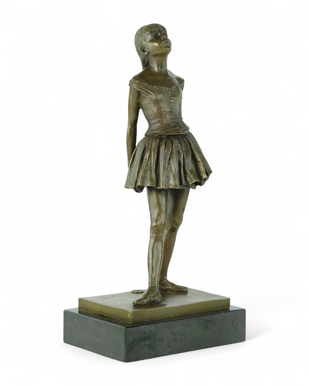 Escultura de bronce “La pequeña bailarina de catorce años” inspirada en Degas