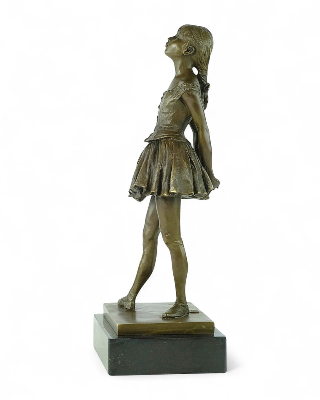 Escultura de bronce “La pequeña bailarina de catorce años” inspirada en Degas