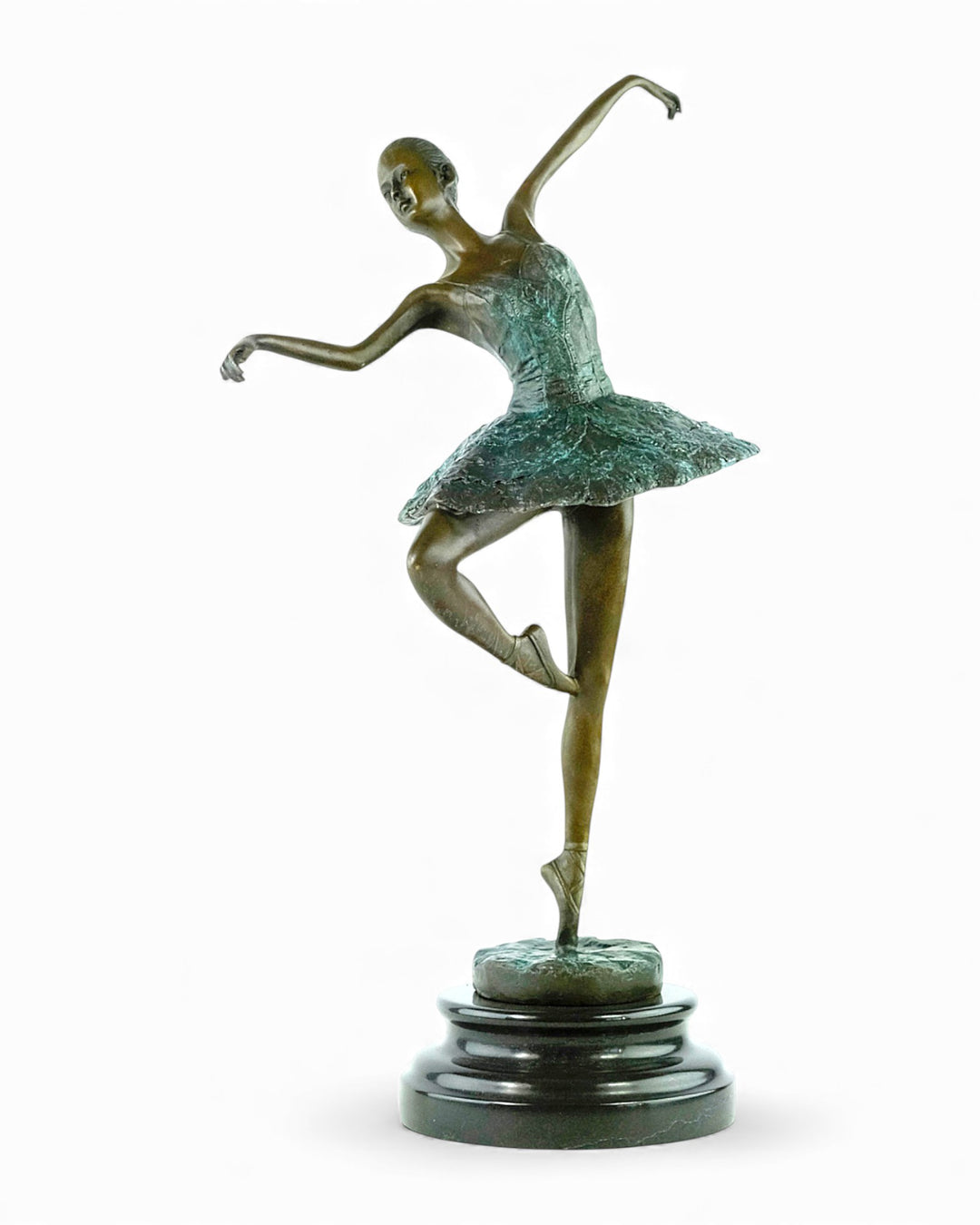 Modern bronzen beeld van een ballerina die sierlijk danst