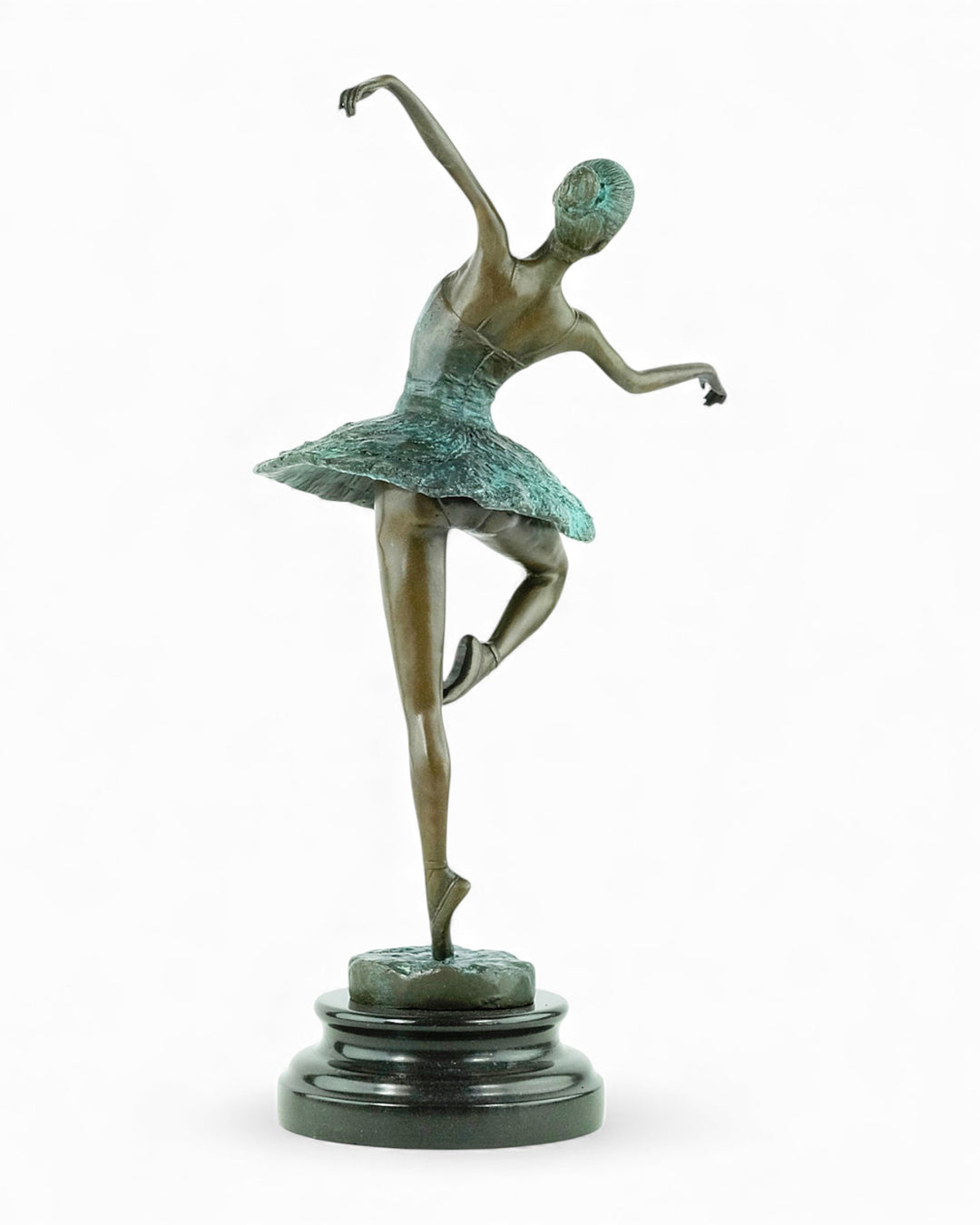 Modern bronzen beeld van een ballerina die sierlijk danst