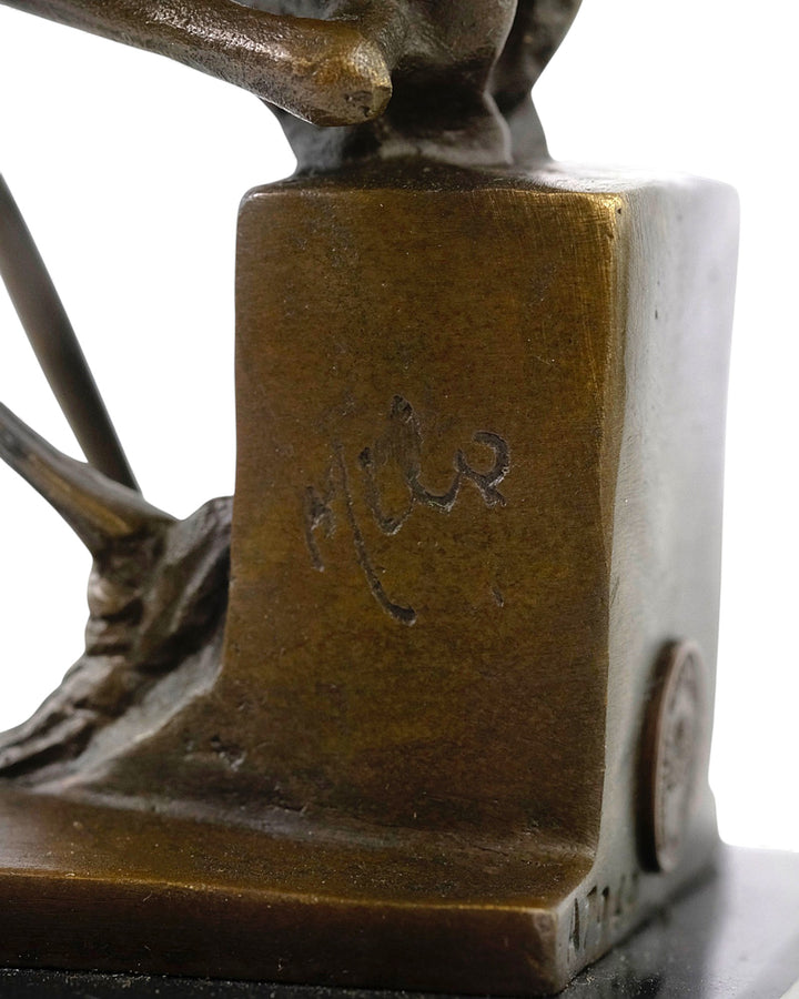 Bronzeskulptur eines skelettierten Denkers (mittel)