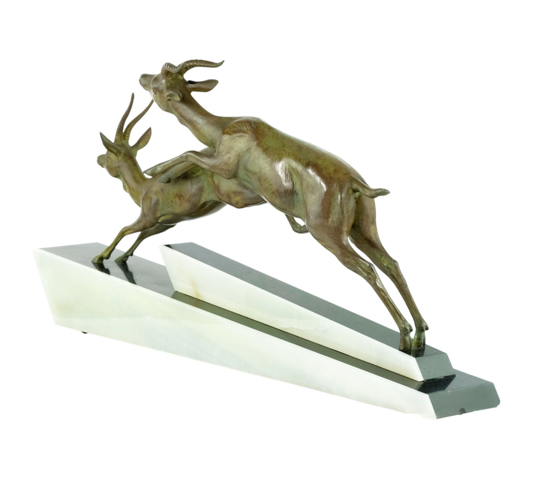 Art Deco beeld van twee springende gazellen door Longfils