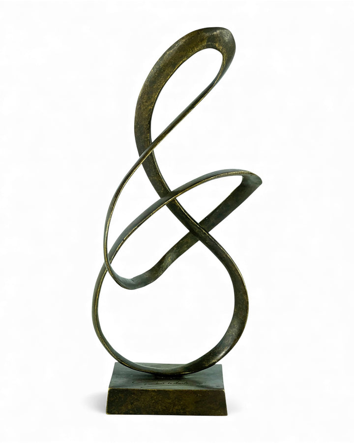 Abstract bronzen beeld dat eeuwigheid voorstelt