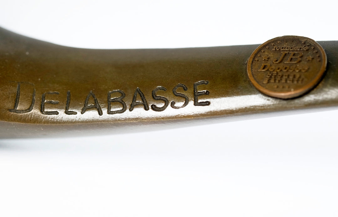 Escultura de canguro en bronce inspirada en Jean Théodore Delabasse.