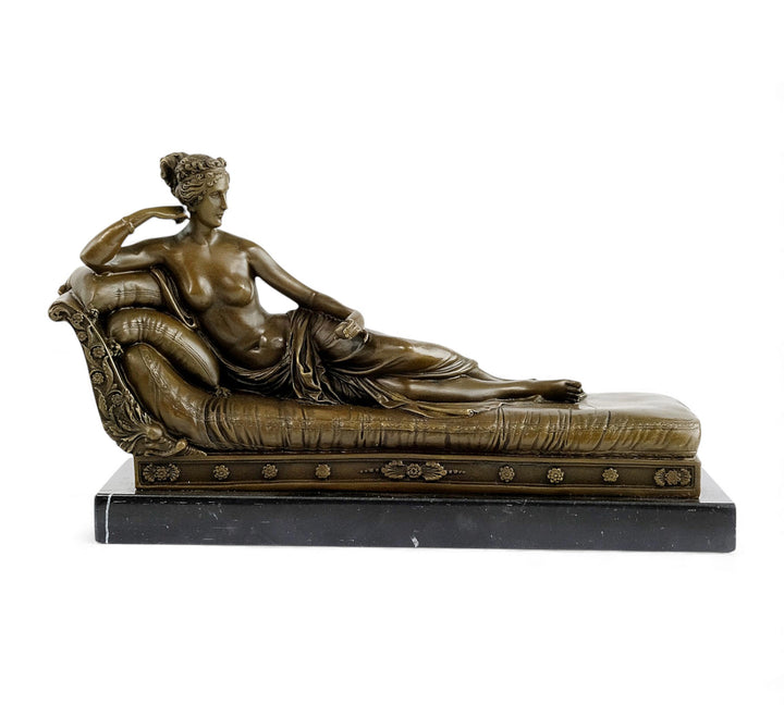 Bronzeskulptur von Pauline Bonaparte auf einer Chaiselongue