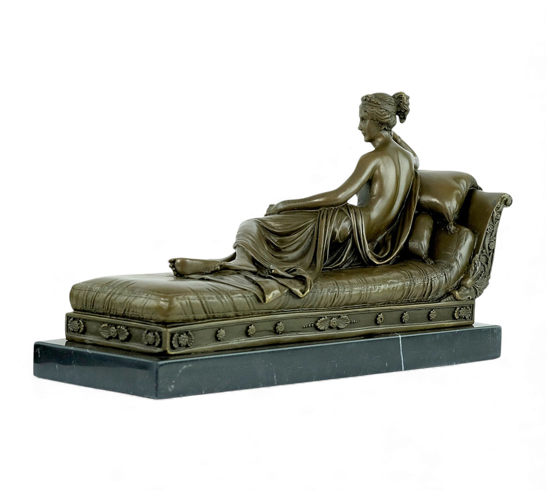 Bronzeskulptur von Pauline Bonaparte auf einer Chaiselongue