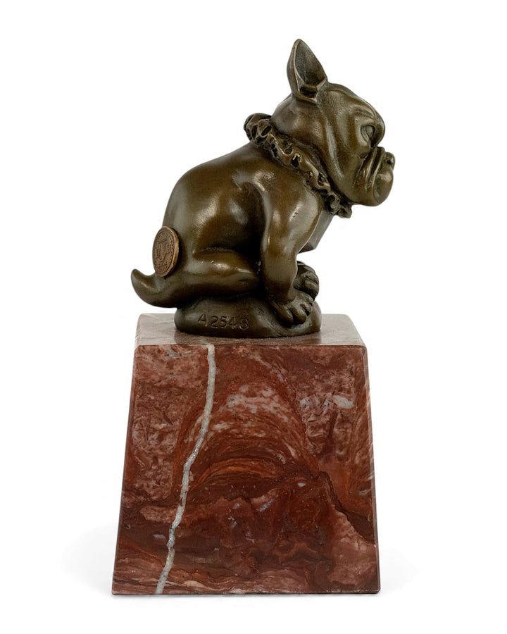 Escultura de bulldog en bronce de estilo Art Déco