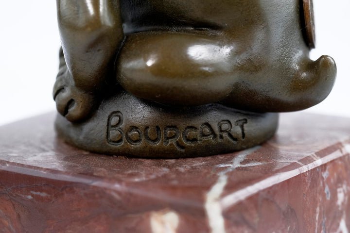 Escultura de bulldog en bronce de estilo Art Déco