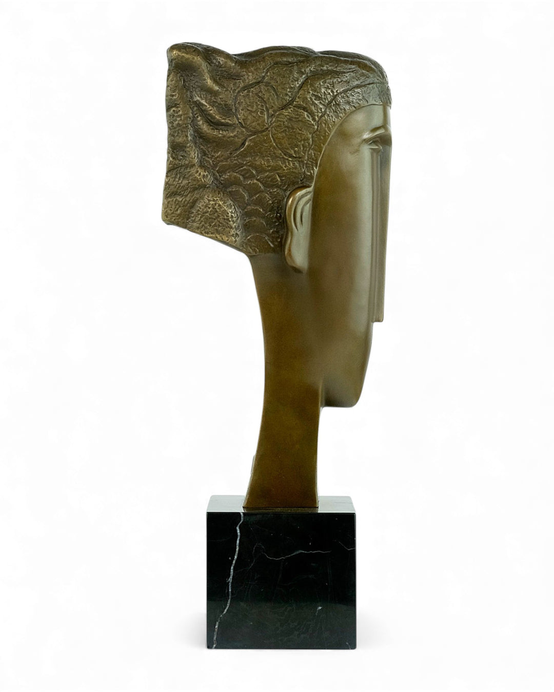 Escultura de bronce «Tête de Jeune Fille à la Frange», inspirada en Modigliani