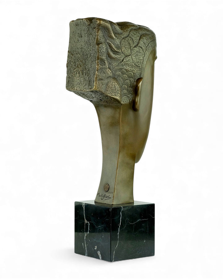 Escultura de bronce «Tête de Jeune Fille à la Frange», inspirada en Modigliani