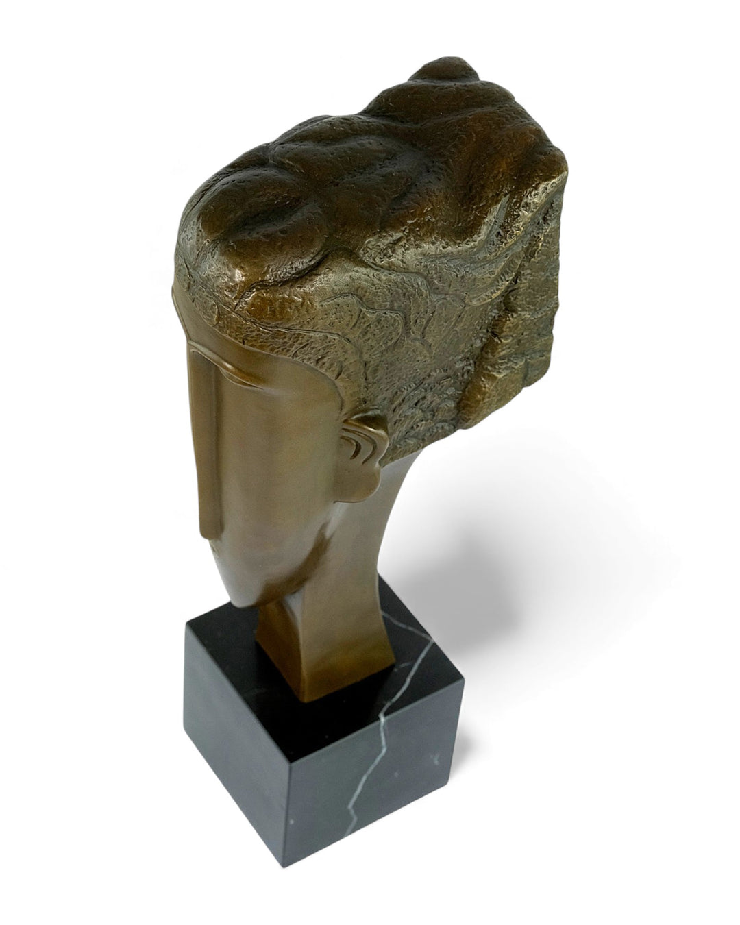 Escultura de bronce «Tête de Jeune Fille à la Frange», inspirada en Modigliani