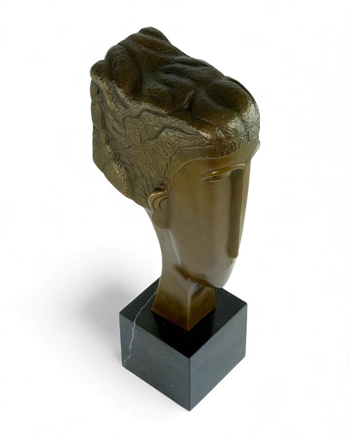 Escultura de bronce «Tête de Jeune Fille à la Frange», inspirada en Modigliani