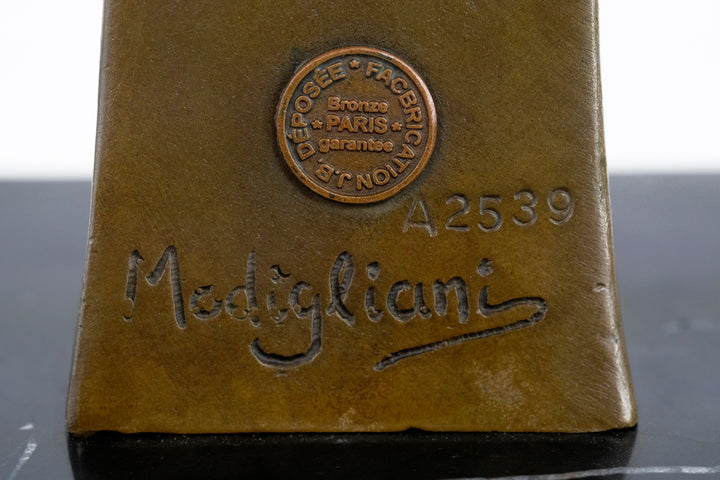 Escultura de bronce «Tête de Jeune Fille à la Frange», inspirada en Modigliani