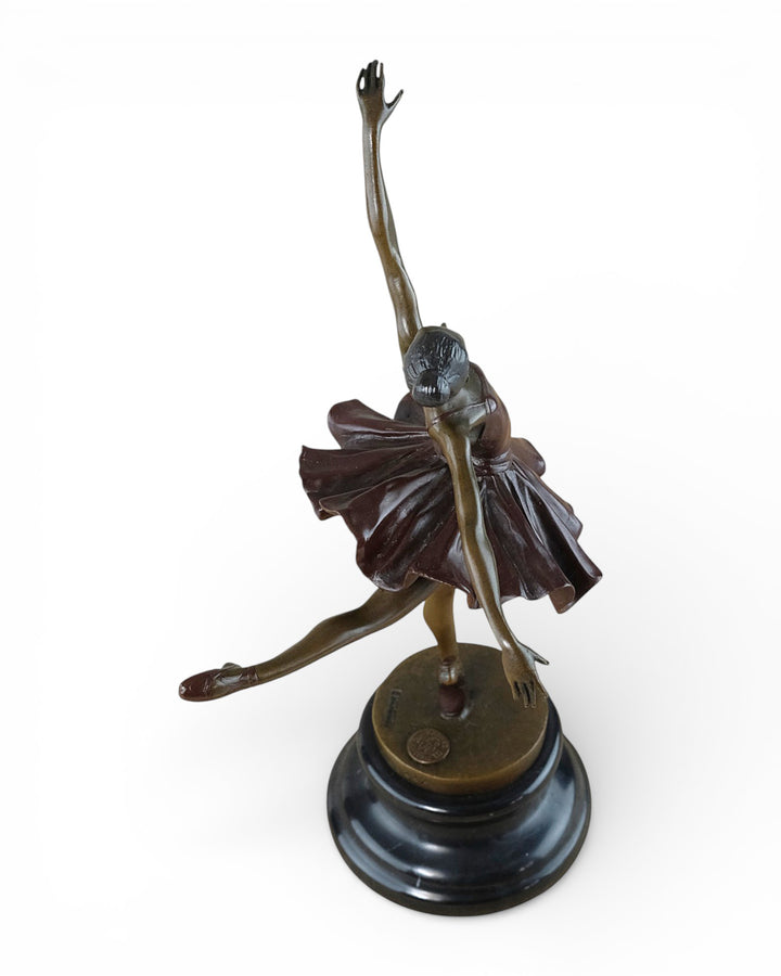 Elegant bronze sculpture of a graceful ballerina