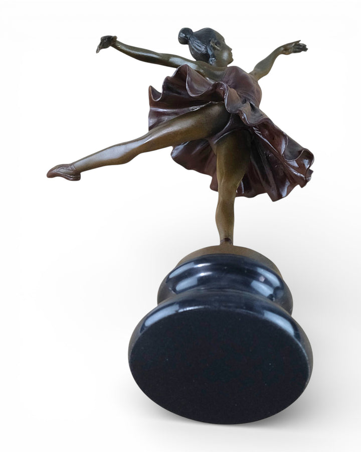 Elegant bronze sculpture of a graceful ballerina