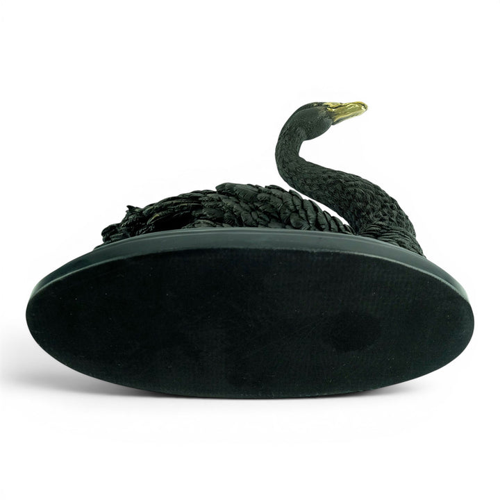 Sculpture en bronze représentant un cygne gracieux