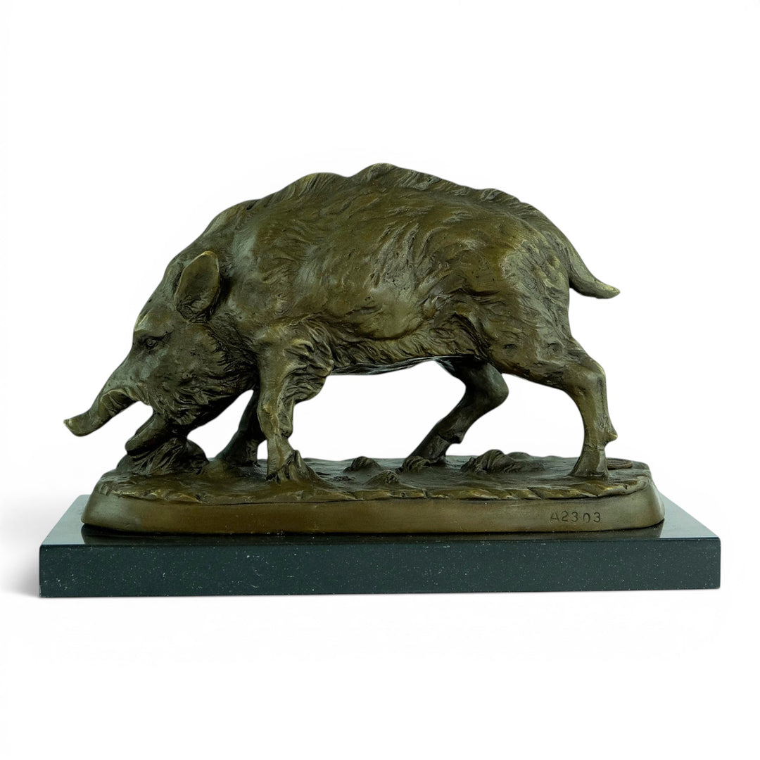 Sculpture en bronze représentant un sanglier d’après Pierre-Jules Mène