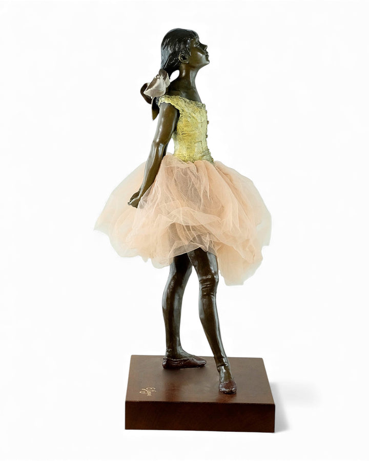 Groot bronzen beeld van De kleine danseres op veertienjarige leeftijd naar Edgar Degas