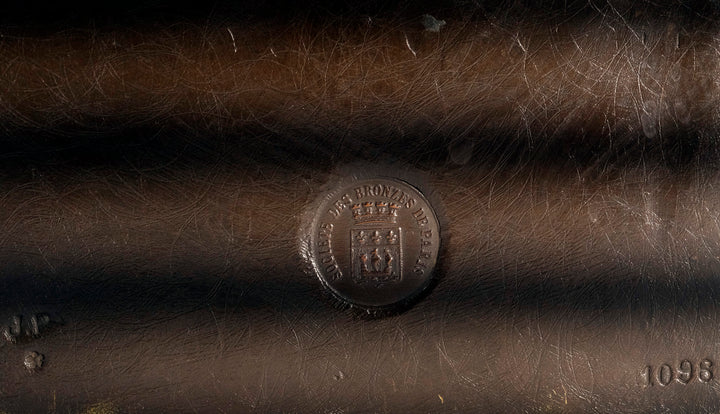 Antiek bronzen beeld van de God van de geneeskunde Asclepius