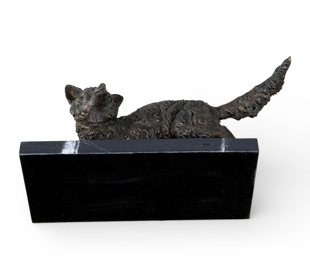 Bronze sculpture of a wiley fox