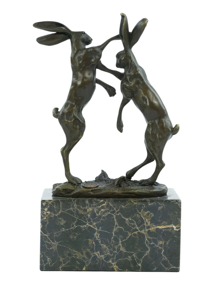 Bronzen sculptuur van twee bokshazen