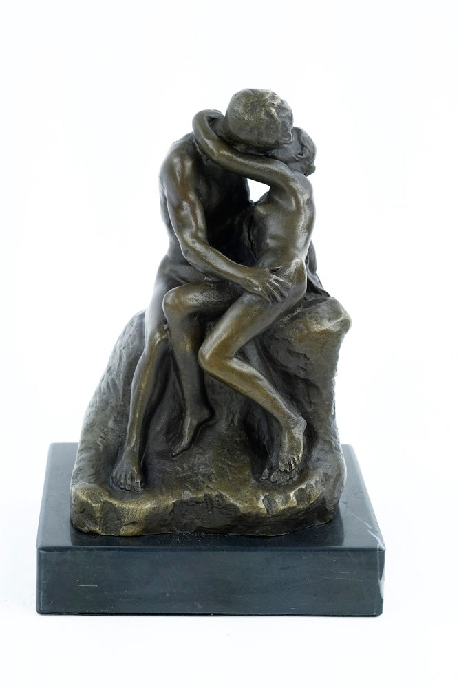 Bronze sculpture of a kissing couple after Rodin