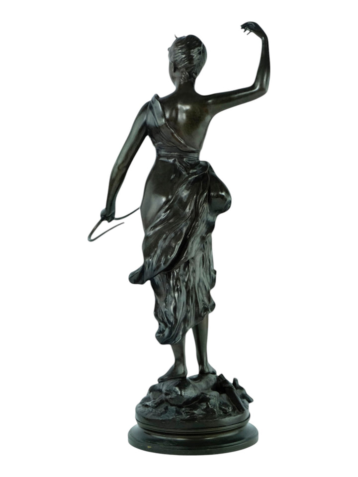 Antiek bronzen beeld van Diane de jageres door Alexandre Levasseur