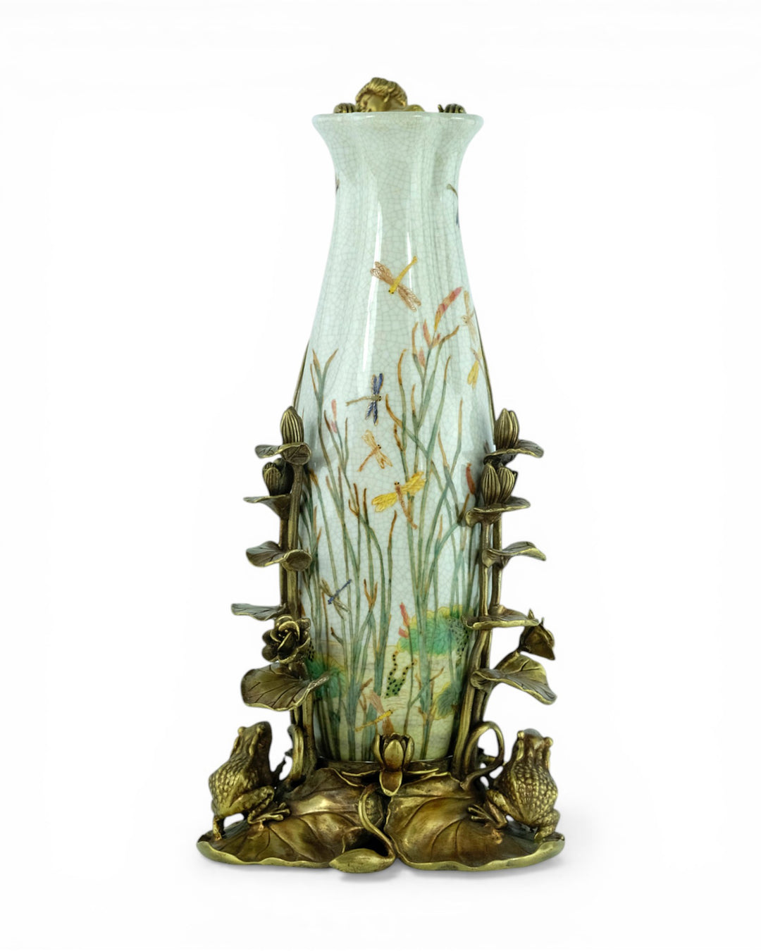 Porcelain vase with floral motifs and bronze decoration