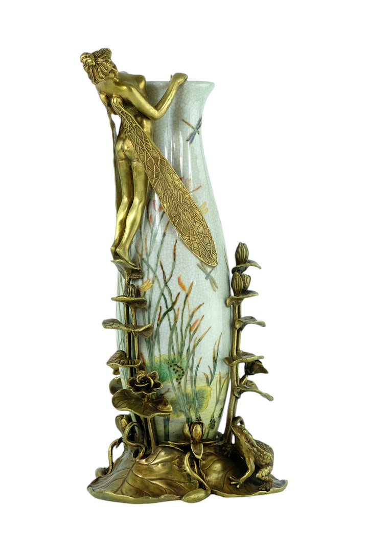 Porcelain vase with floral motifs and bronze decoration