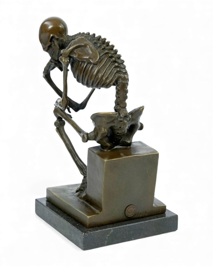 Bronzeskulptur eines Skelett-Denkers (groß)