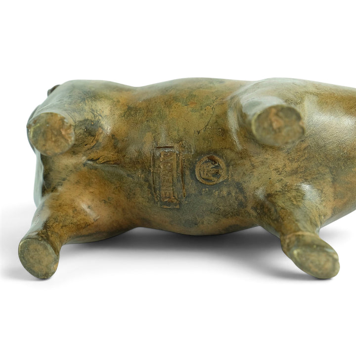 Paar bronzen biggen door Pierre Chenet