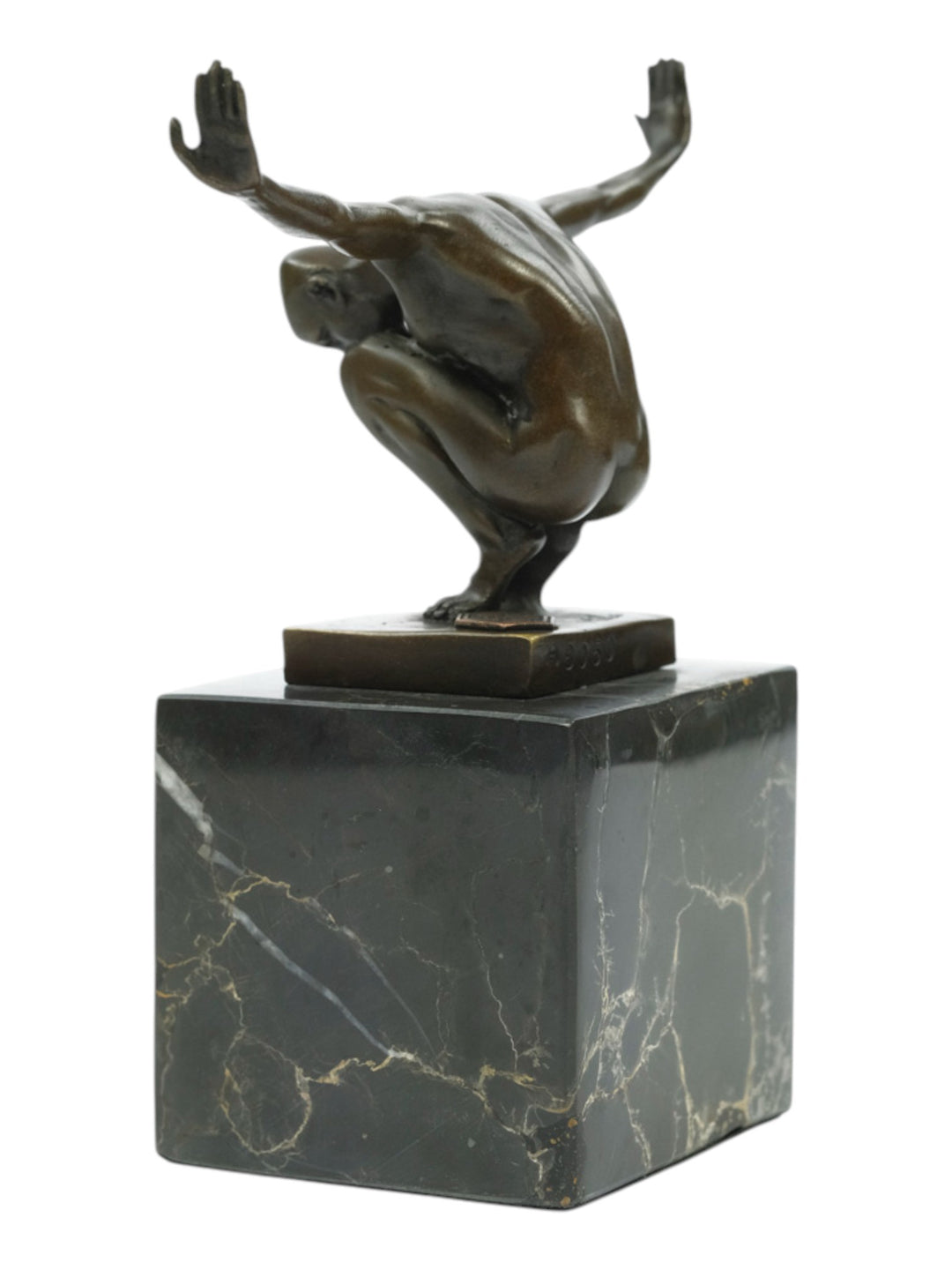 Bronze Skulptur eines kauernden Mannes mit ausgestreckten Armen