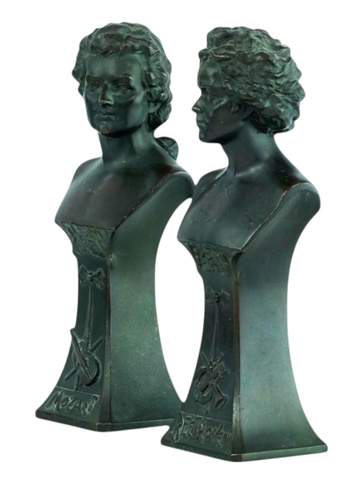 Paire de sculptures anciennes de Mozart et Beethoven