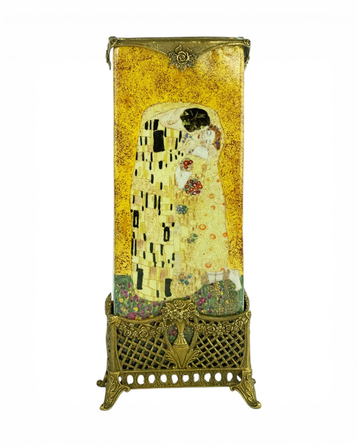 Porseleinen vaas in brons met Gustav Klimt decor
