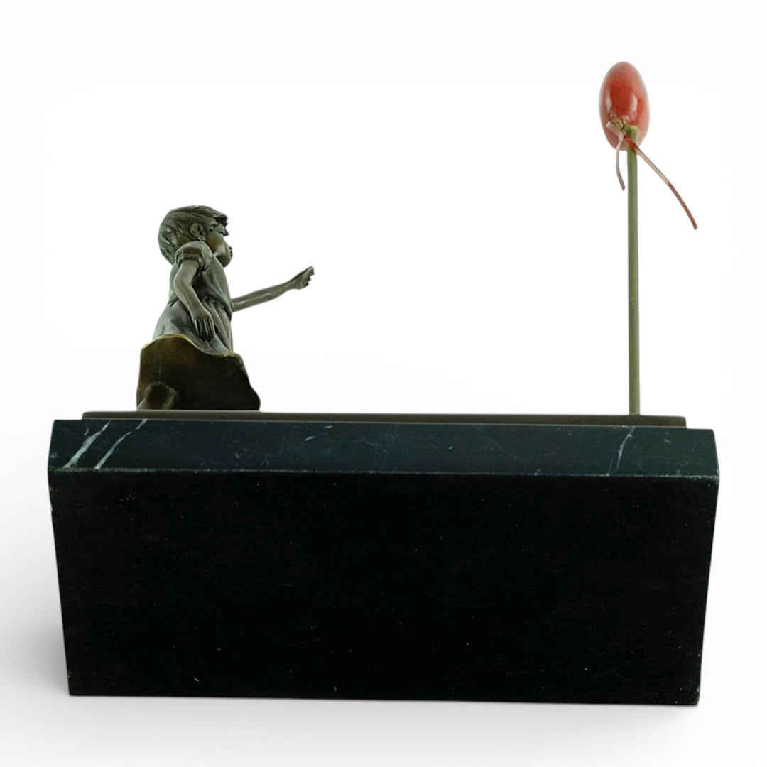 Bronze girl with balloon sculpture – inspired by Banksy