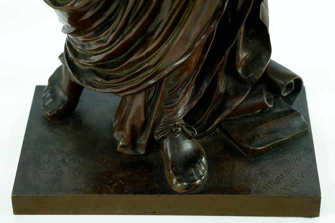 Antiek bronzen beeld van Caesar in gedrapeerde toga door Mathurin Moreau