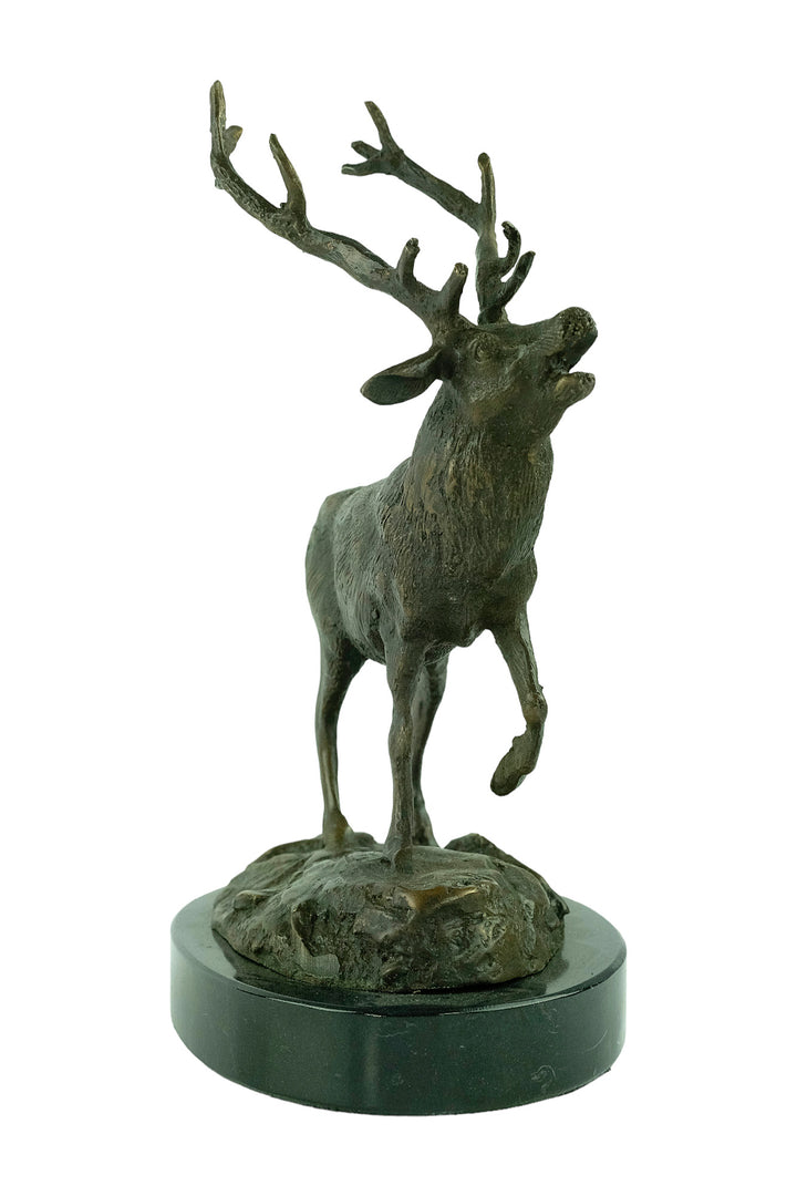 Bronze sculpture of a red deer bellowing