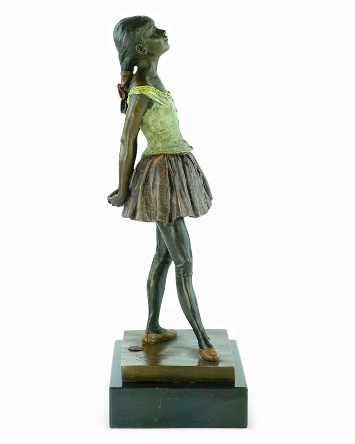 Bronzeskulptur der „Kleinen Tänzerin von vierzehn Jahren“ nach Degas