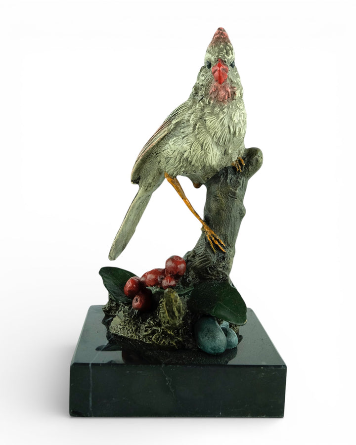 Weens bronzen beeld van een Noordelijke kardinaal vogel