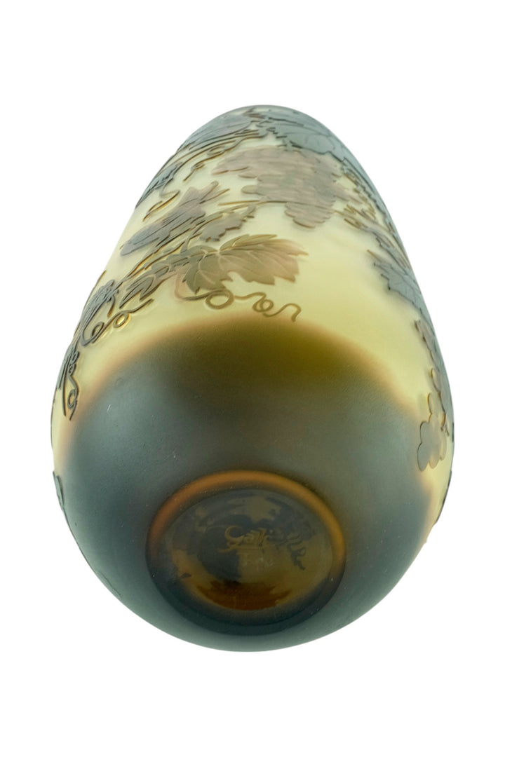Cameo glass vase with grapevine decoration