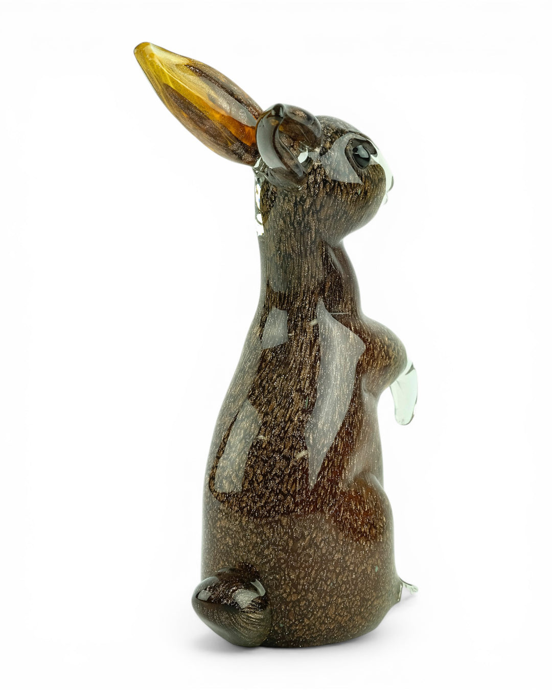 Escultura de cristal de un conejo sentado