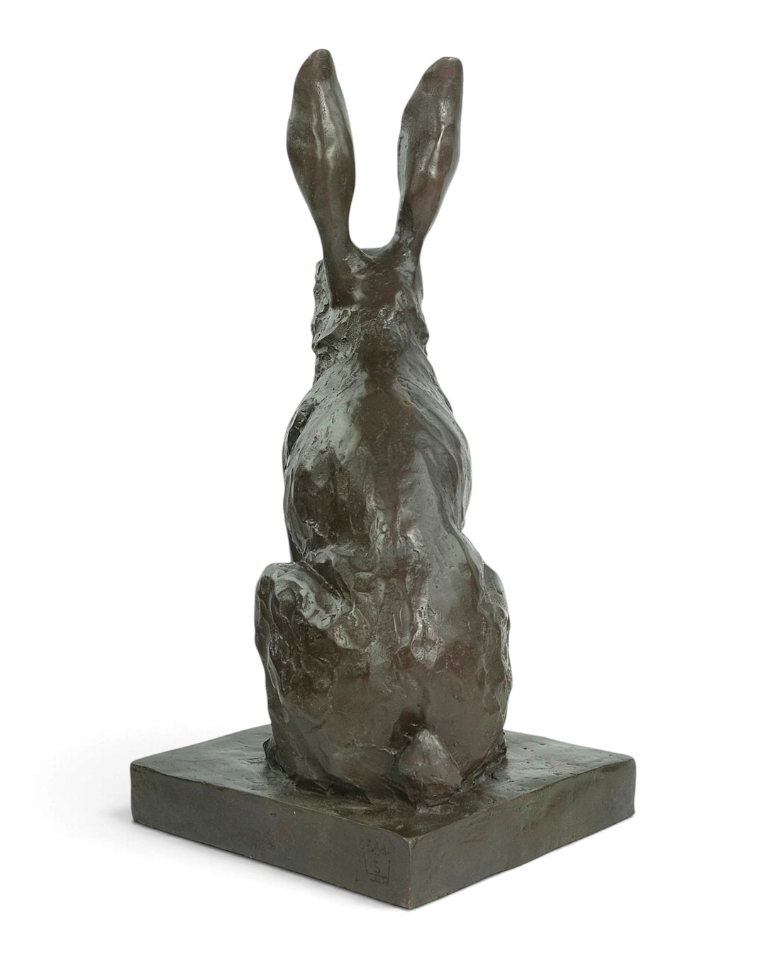 Bronzen sculptuur van een zittende haas 