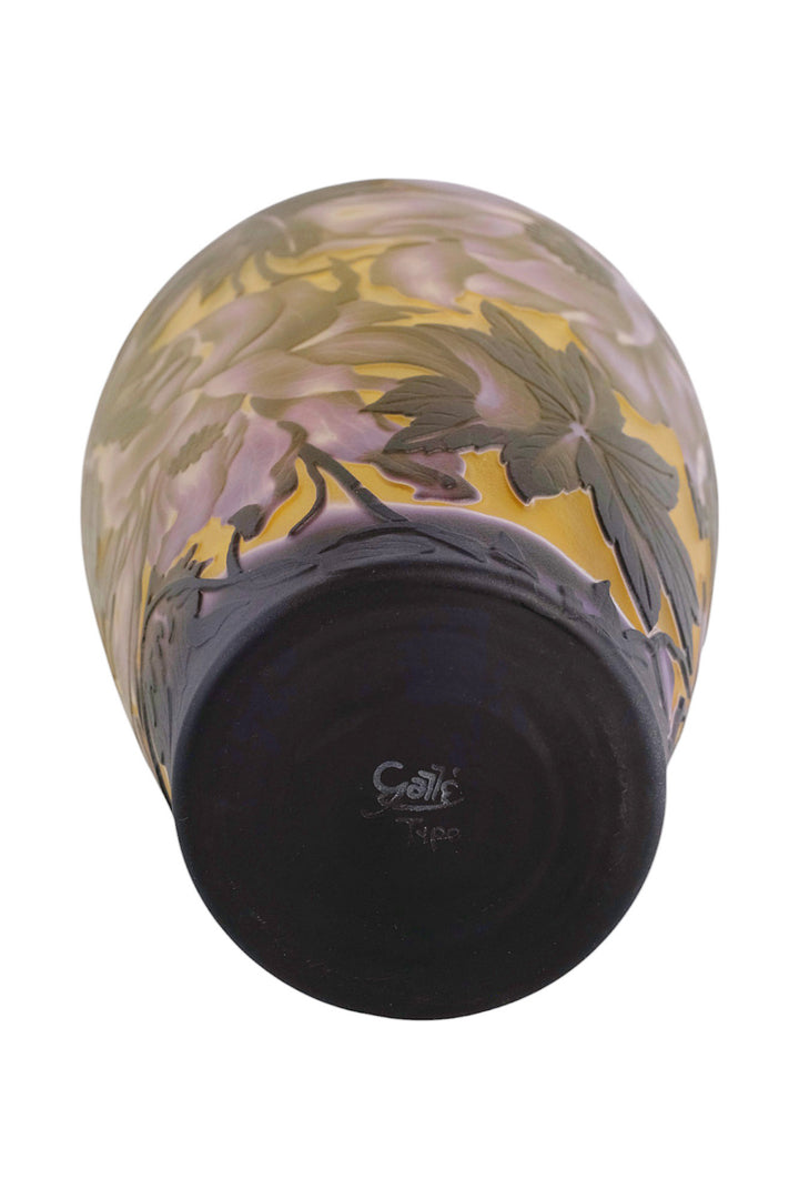 Cameo glass vase with peony flower decoration