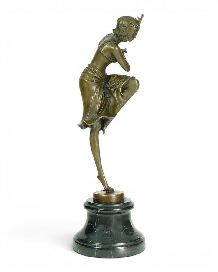 Bronze sculpture of a Hindu dancer in Art Deco style - after Chiparus