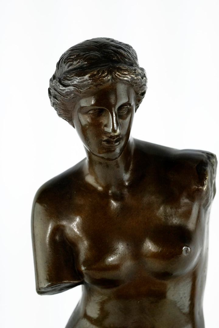 Antique bronze sculpture of the Venus by Milo